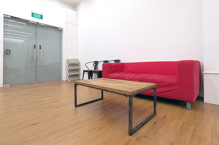 Home 16 h2 photo studio rental 4